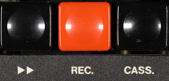 Dungl Audio Consulting Record Button